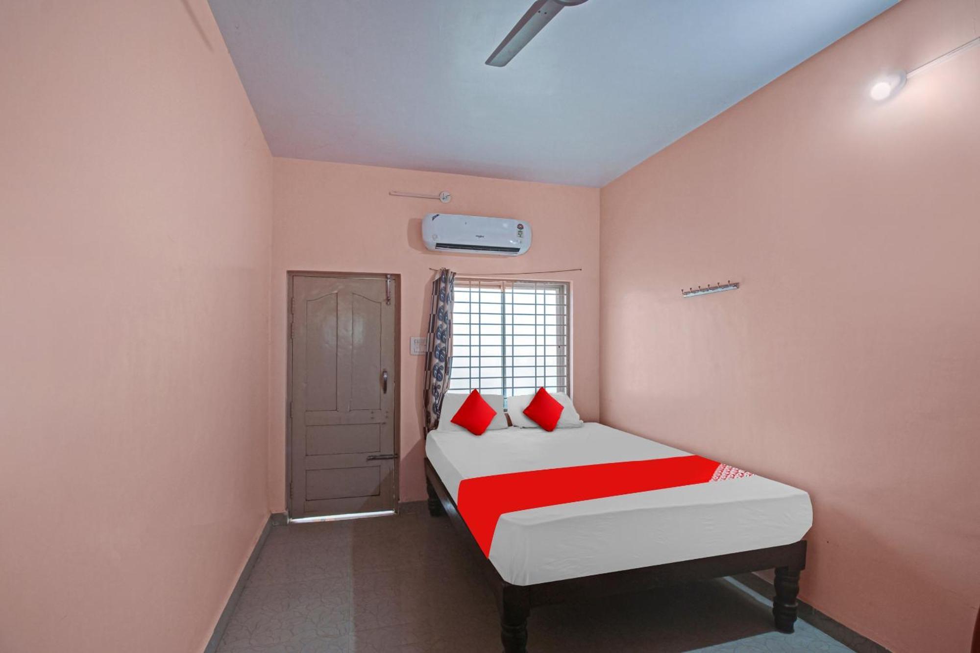 Hotel O New Mayuri Lodge Bagepalli 外观 照片